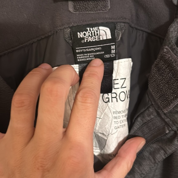 THe North Face boys snow pants snoww pants snow bib EUC sz 10-12 M - Picture 5 of 8